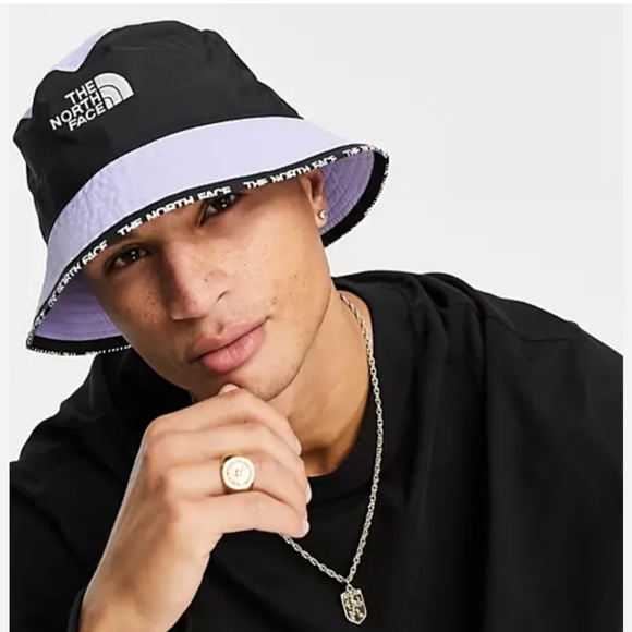 The North Face purple bucket hat - Picture 4 of 6